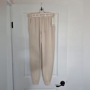 Mate the label joggers